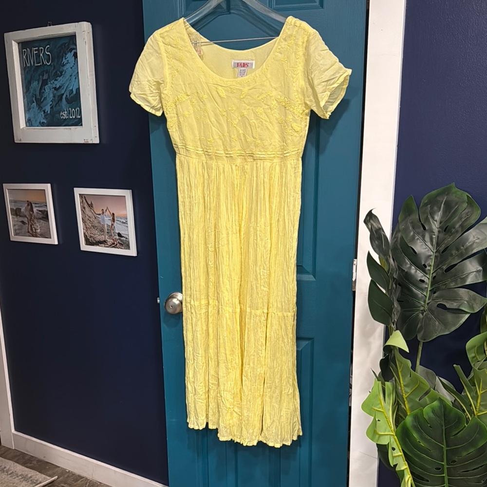 Stunning feminine FADS vintage yellow dress - PS